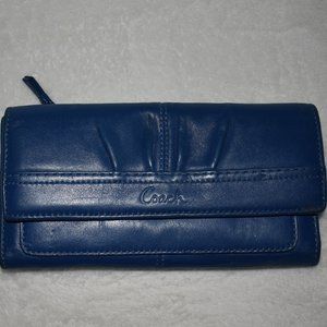 Like new Coach clutch/wallet